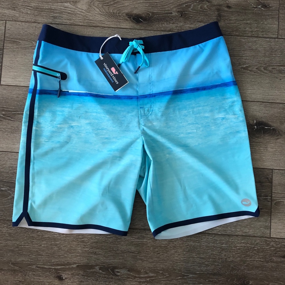 Vineyard Vine 38 Sailing Stripe Board Shorts Swim